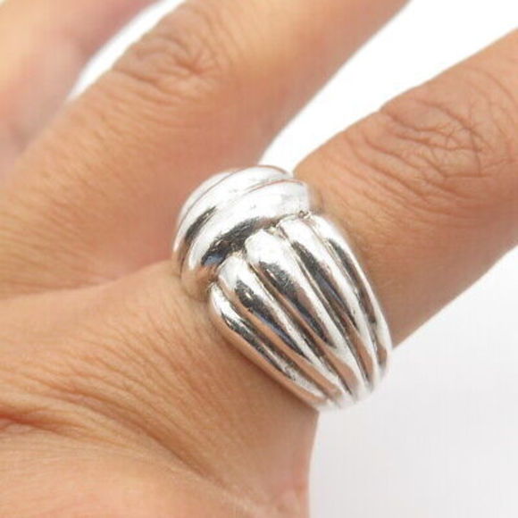 925 Sterling Silver Vintage Puffy Ribbed Cocktail Ring Size 7 - Picture 2 of 9